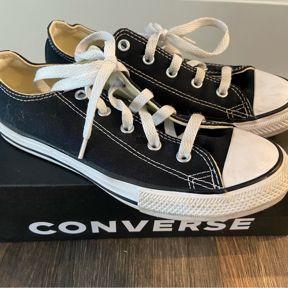 Chuck Taylor low converse